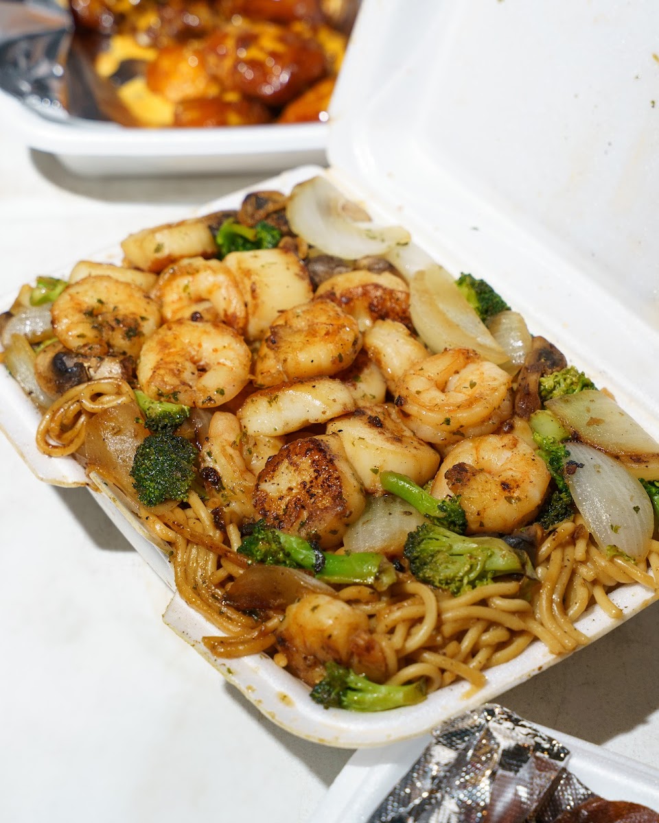 Two Asians And A Grill